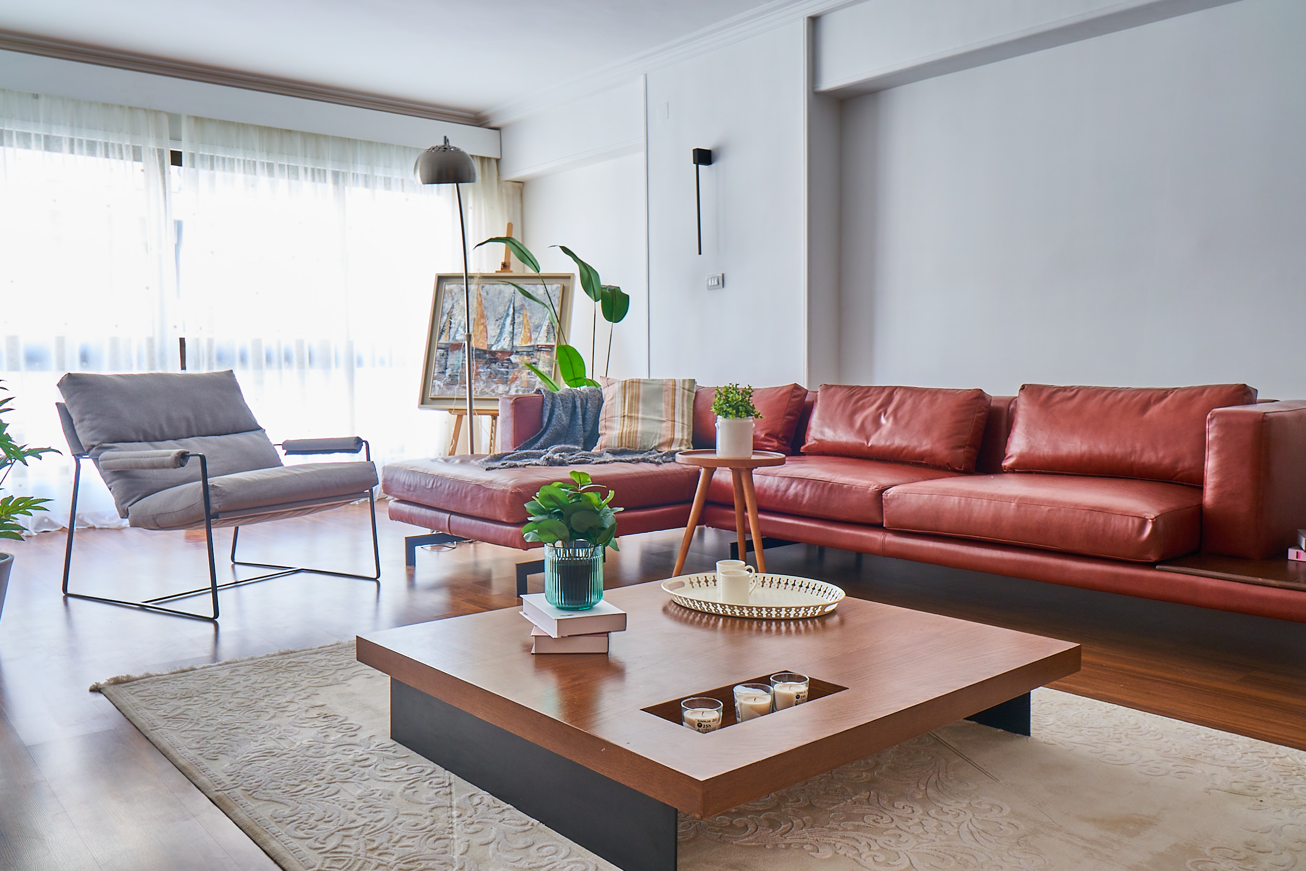 Modern Living Room Suite Detail